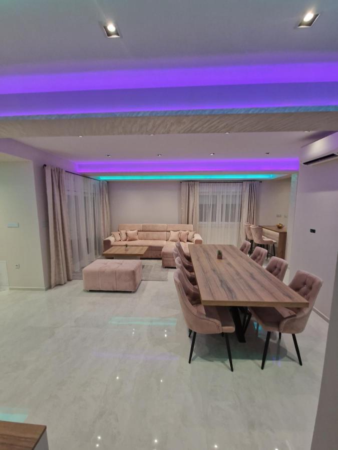 Luxury Apartman Imperio 希贝尼克 外观 照片