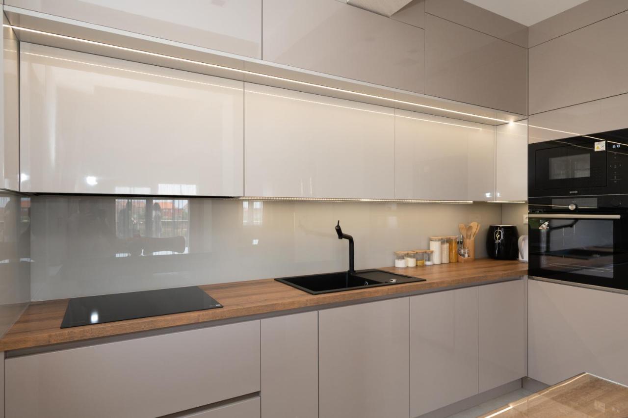 Luxury Apartman Imperio 希贝尼克 外观 照片