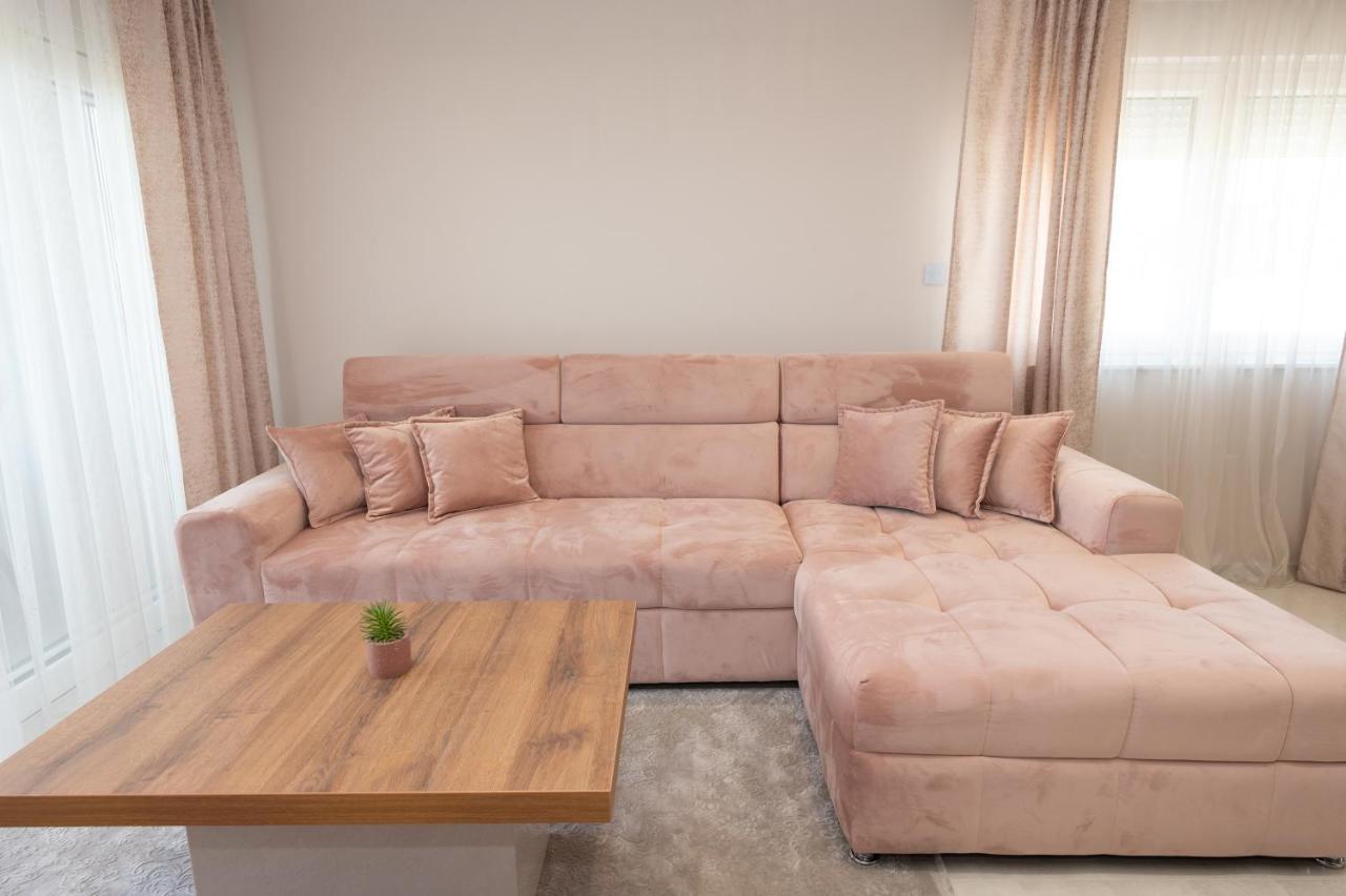 Luxury Apartman Imperio 希贝尼克 外观 照片