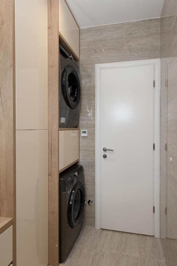 Luxury Apartman Imperio 希贝尼克 外观 照片